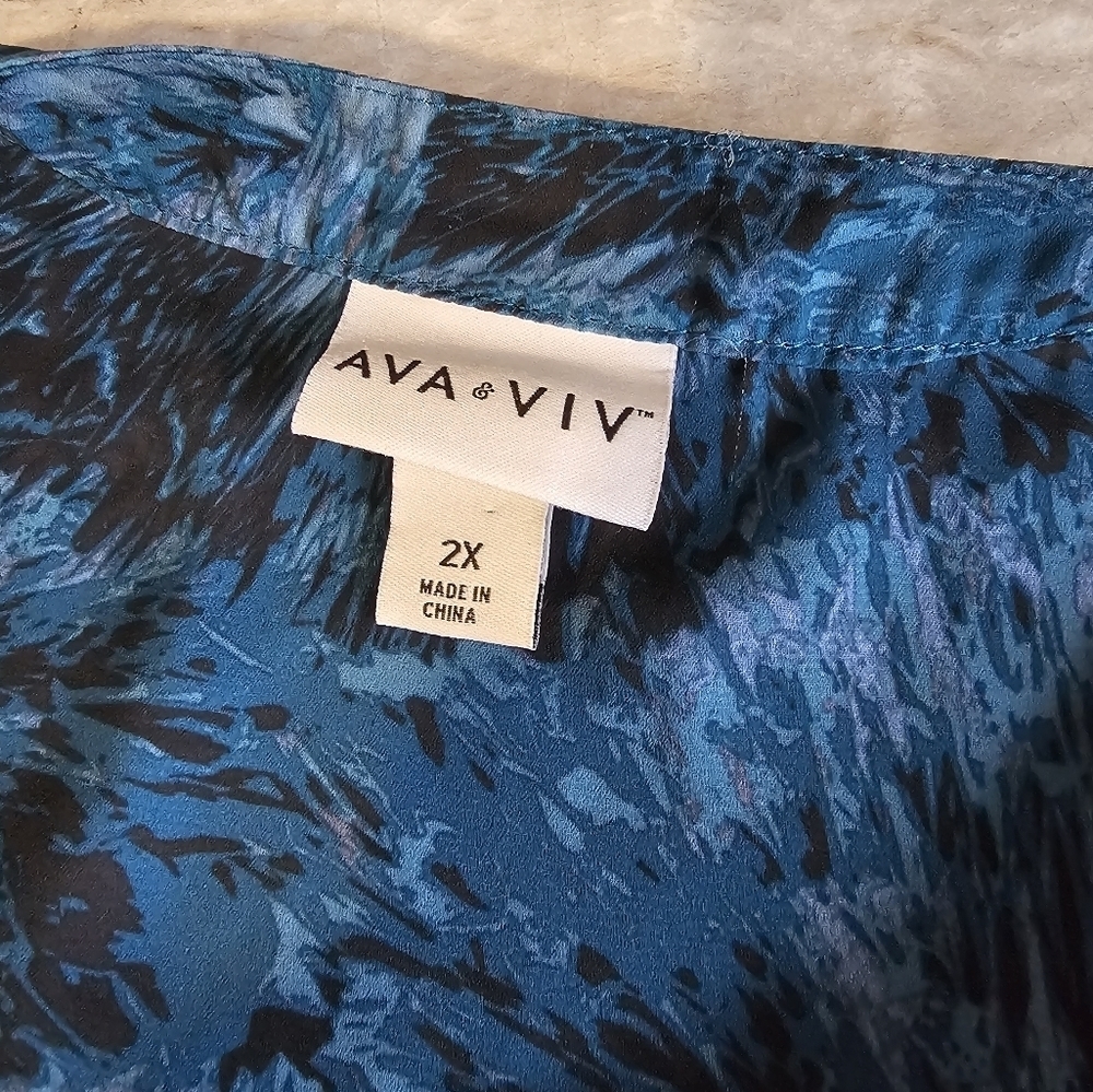 Ava & Viv Blue Tunic Top - Picture 5 of 10